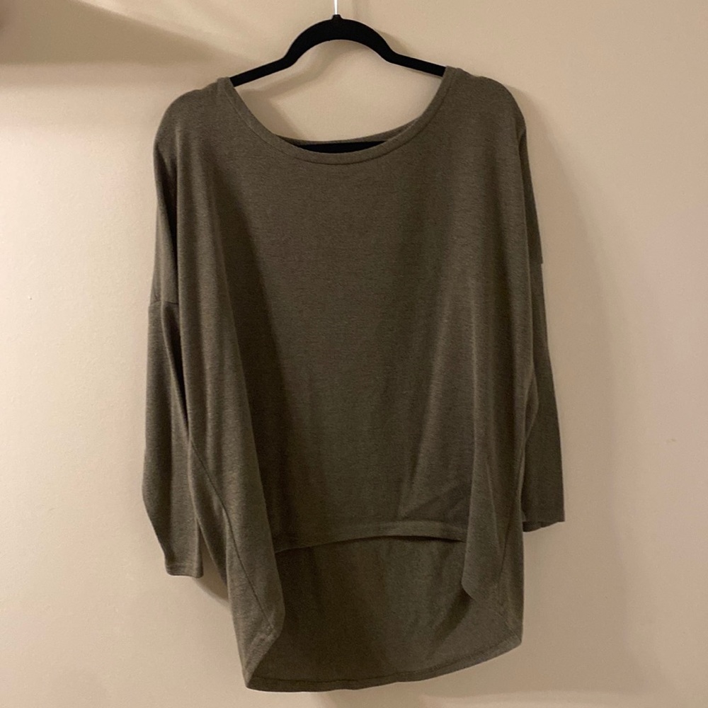 3/4 sleeves green tunic